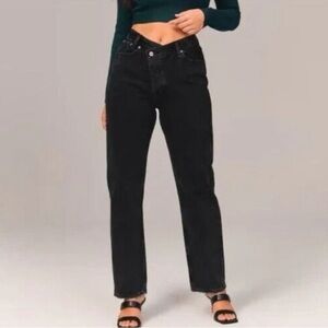 Abercrombie Curve Love The Dad High Rise Jeans